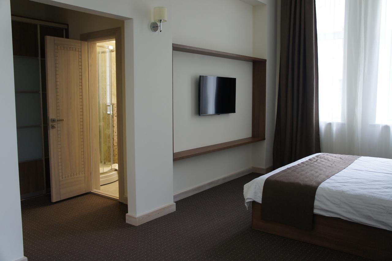 Smart Boutique Hotel 维捷布斯克 外观 照片
