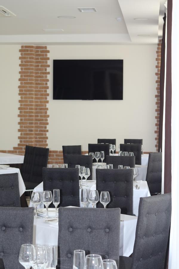 Smart Boutique Hotel 维捷布斯克 外观 照片
