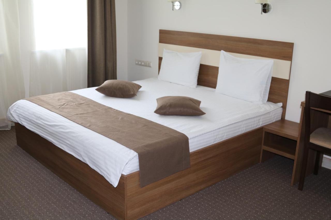 Smart Boutique Hotel 维捷布斯克 外观 照片